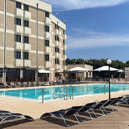 Apulia Hotel Taranto Ara Solis Lido Azzurro Buitenkant foto