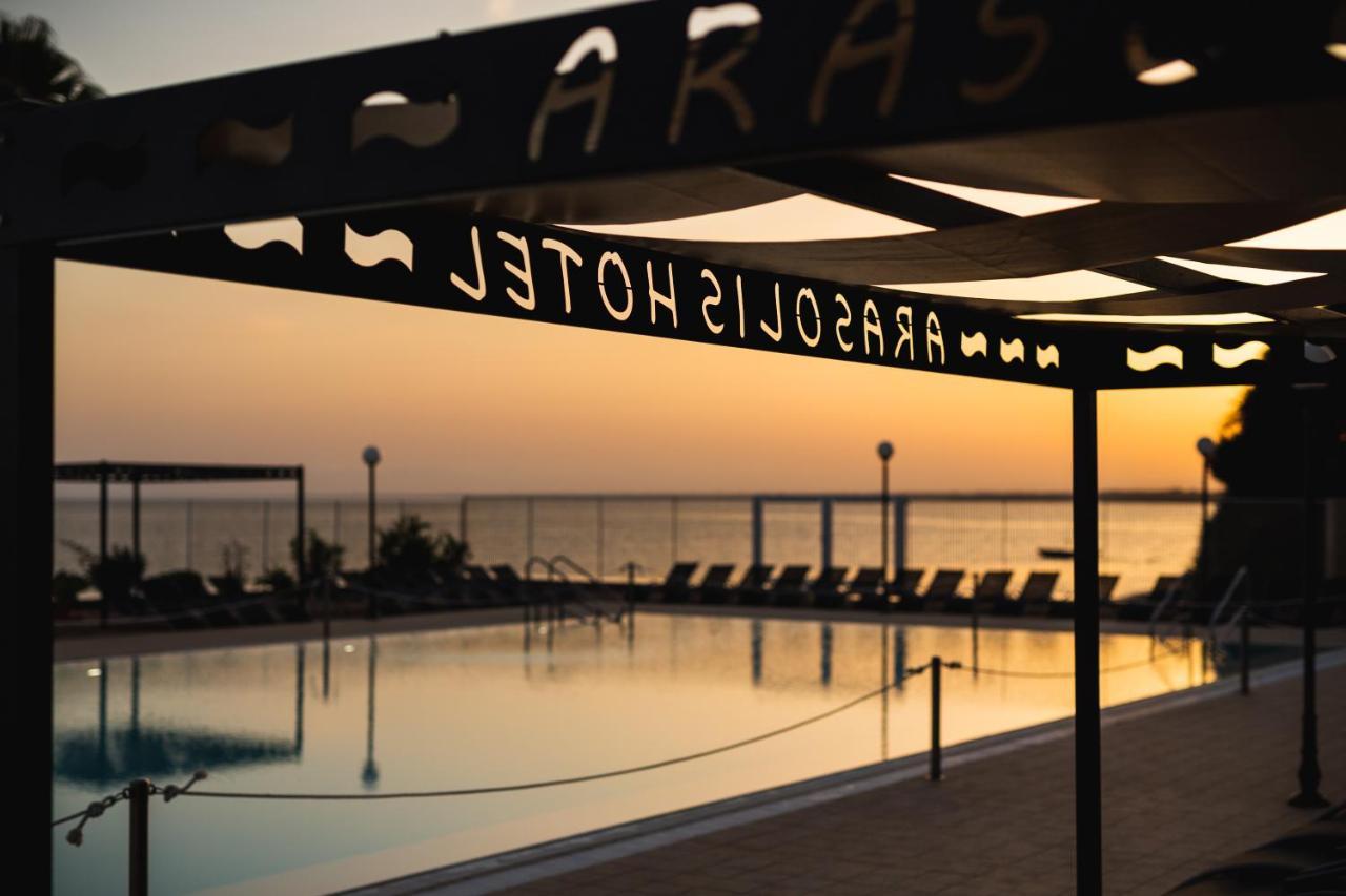 Apulia Hotel Taranto Ara Solis Lido Azzurro Buitenkant foto